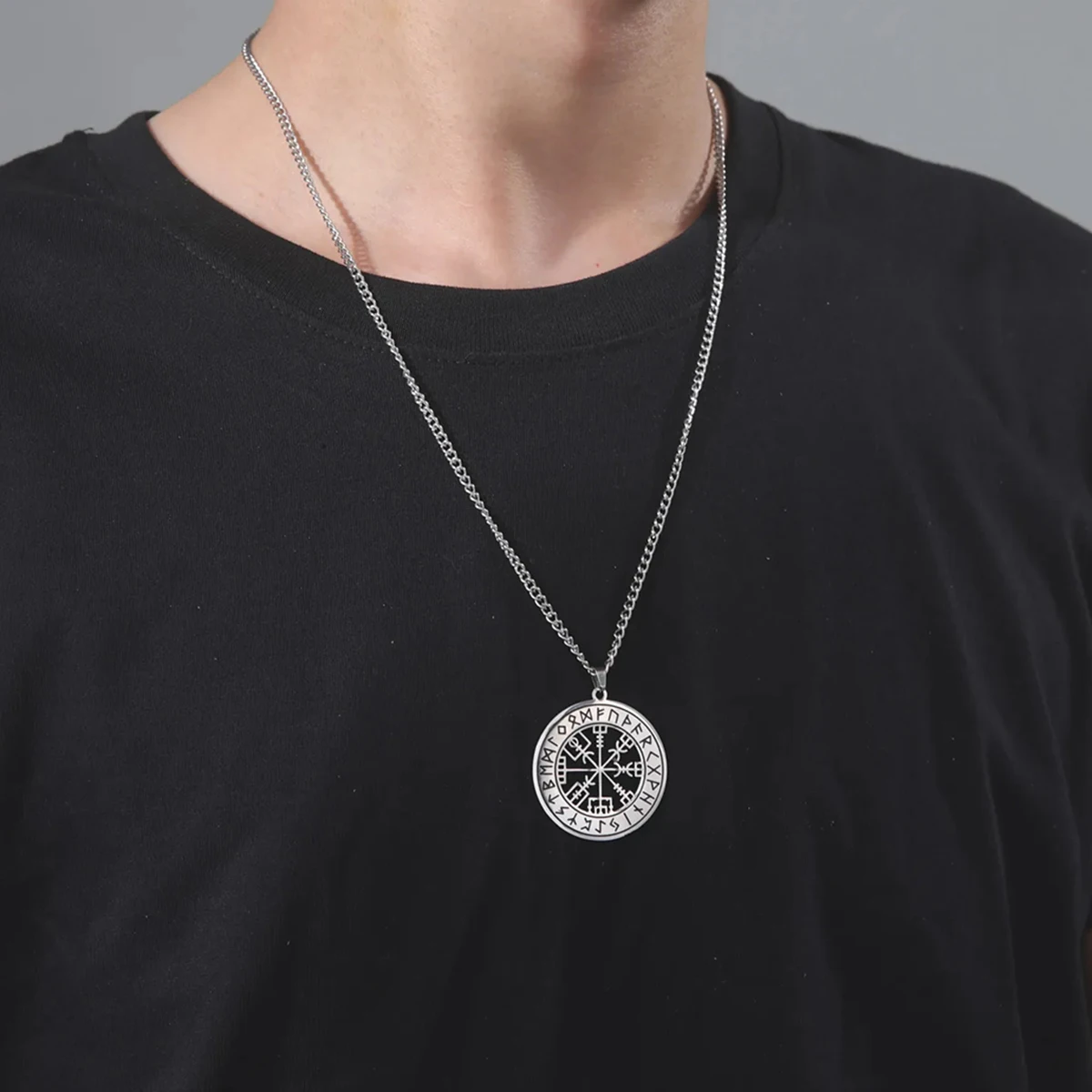 LIKGREAT Norse Viking Odin\'s Runes Male Necklace Vegvisir Symbol Compass Pendant Vintage Stainless Steel Supernatural Jewelry