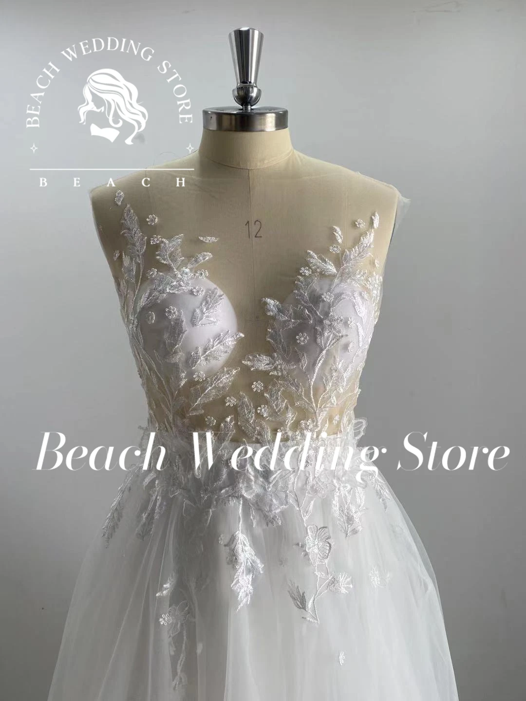 Abito da sposa da spiaggia fiori 2024 per donna a-line con scollo a v profondo Appliques senza maniche in Tulle senza schienale lunghezza del pavimento abiti da sposa