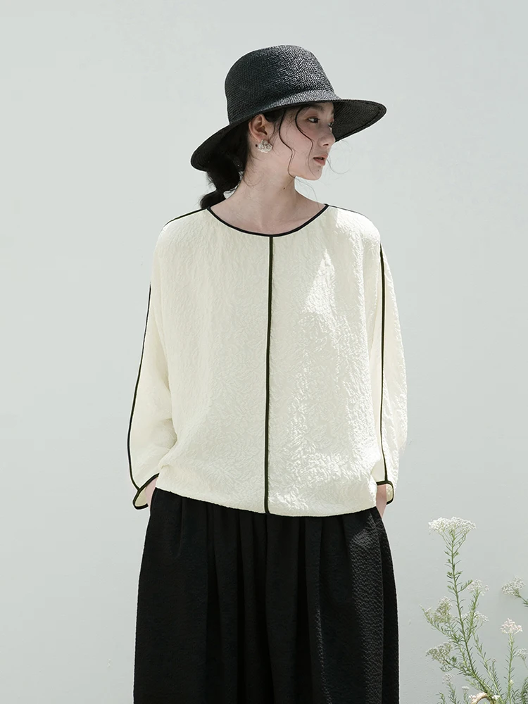 

Новая коллекция: Летний тонкий топ с капюшоном из шелка с вышивкой белой хризантемой, защита от солнца, идеальное качество, женская одежда.