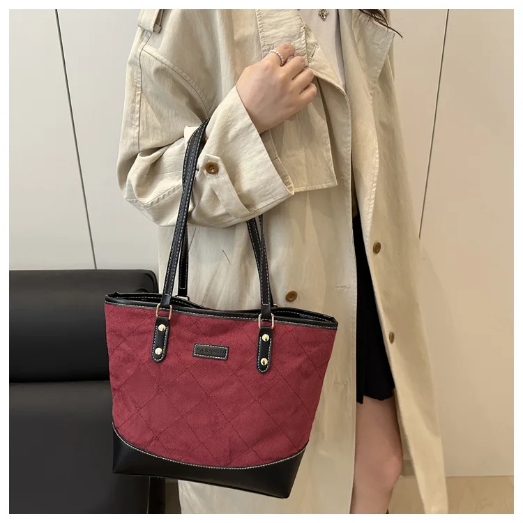 PU leather stitching Tote bag for women with large capacity bucket commuting horizontal square hand shoulder bag