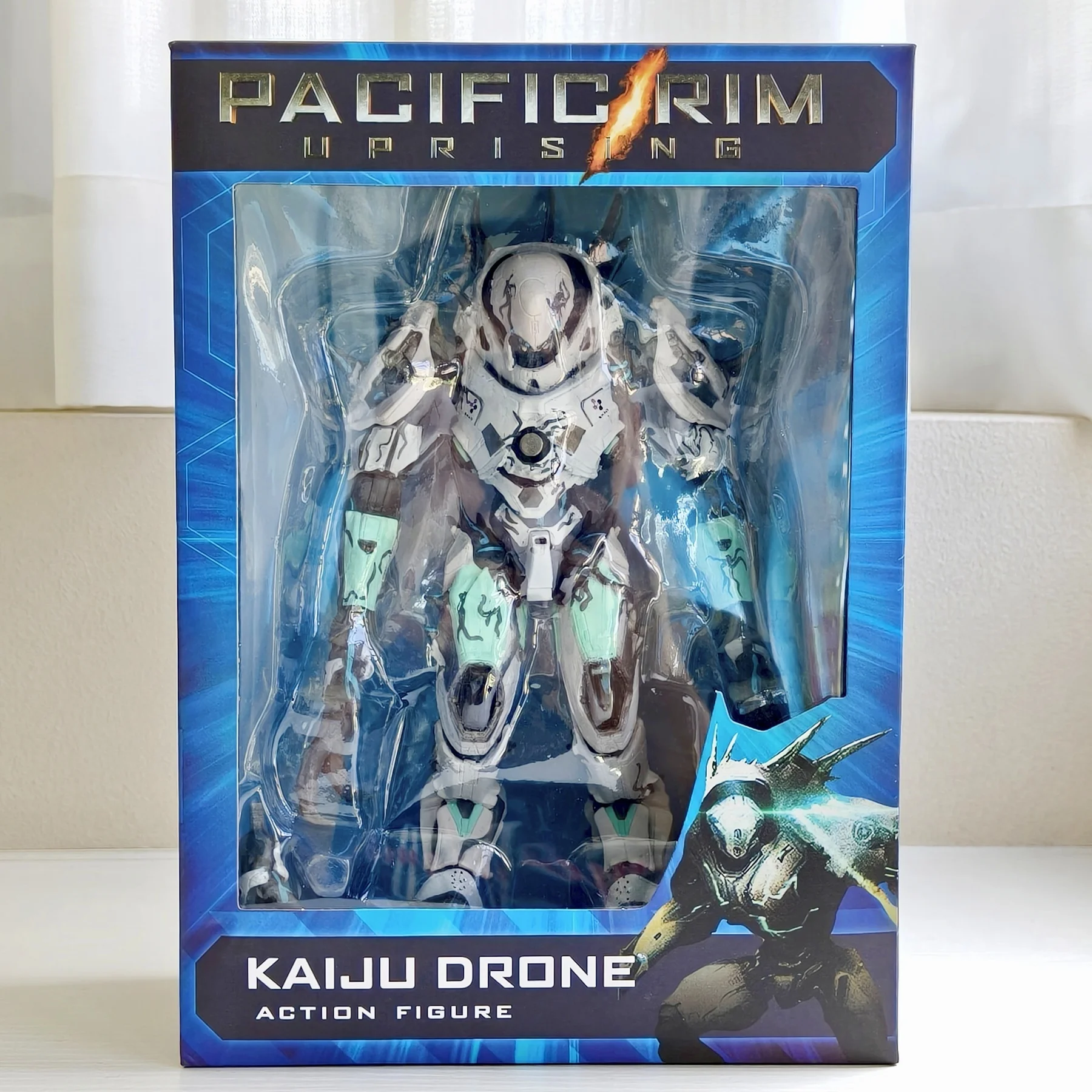 パシフィックリム　カイジュウ　インエフェクトドローン　アクションフィギュア パシフィック・リム：アップライジング カイジュウドローン レビュー