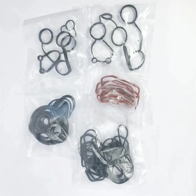 079103383AQ 079103383AR 079103484C 079103483T 079103649C 079103650C Engine Repair Kit fit for Audi A5 A8 R8 VW Touareg Q7 4.2L