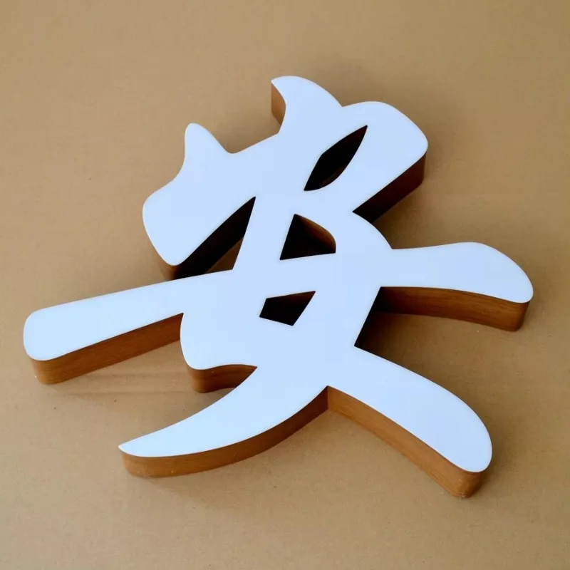 Mini máquina portátil de dobra de letras de canal CNC de nível de entrada para fabricação de sinalização de caixa de luz LED 3D