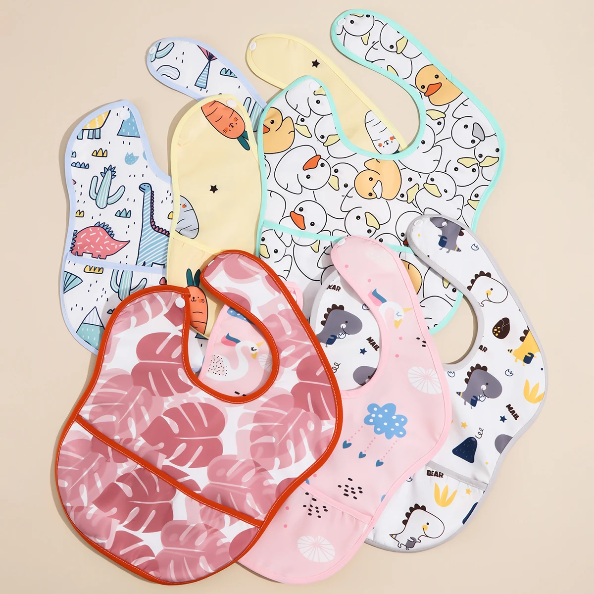 Cartoon Pattern Waterproof Pocket Lunch Feeding Bibs Adjustable Baby Bibs Cute Children Baby Apron Kids Burp Cloths