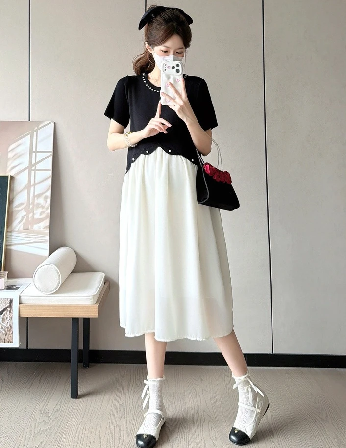 Maternity Dress Summer Elegant Classic Black and White Contrast Short Sleeve Dress with Pearl Decor for Pregnant Women 2026