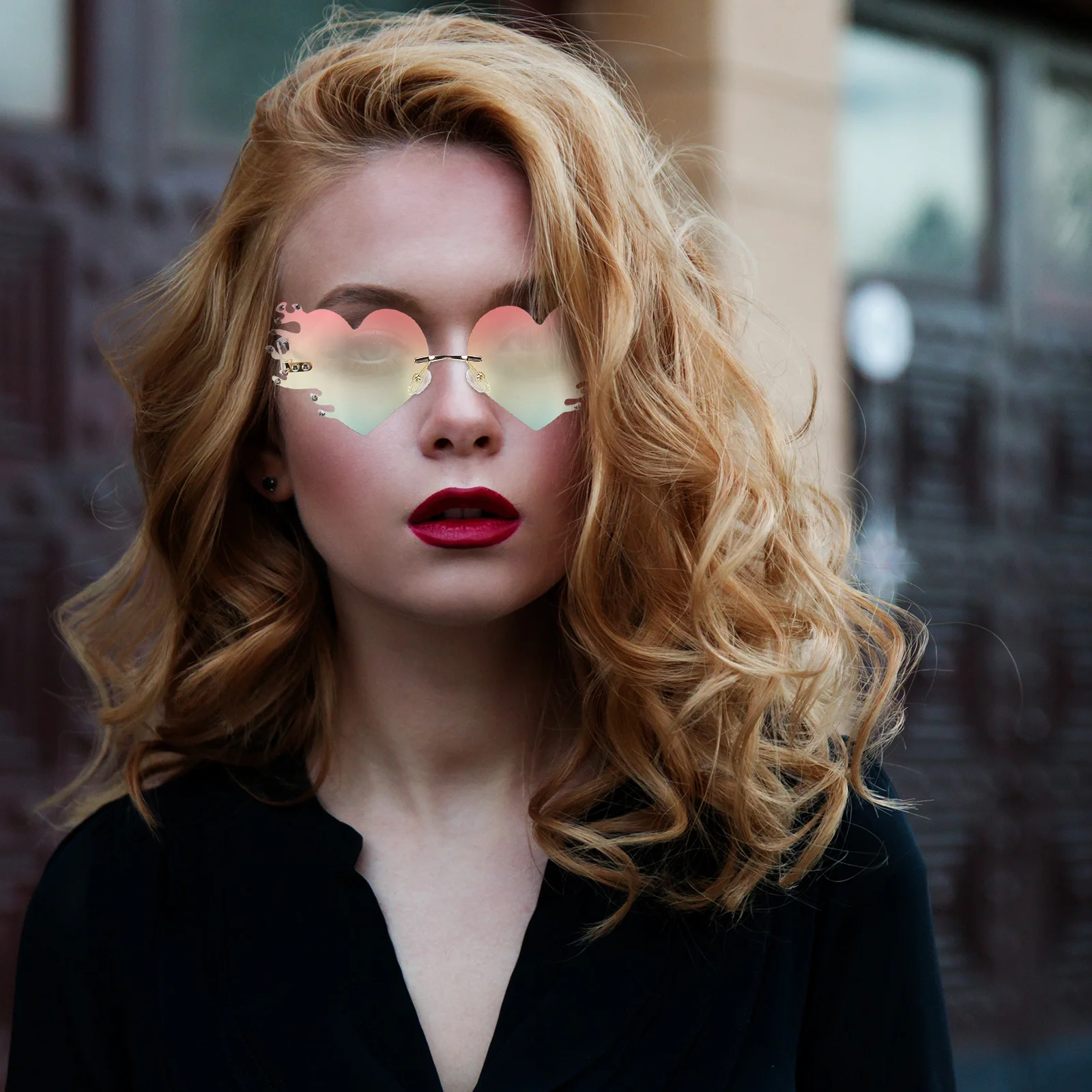 1 stks 1 paar Liefde Vlam Zonnebril Frameloze Mode Brillen Voor Party Festival Strand Carnaval Kostuum Rekwisieten Vlamvormige Shades