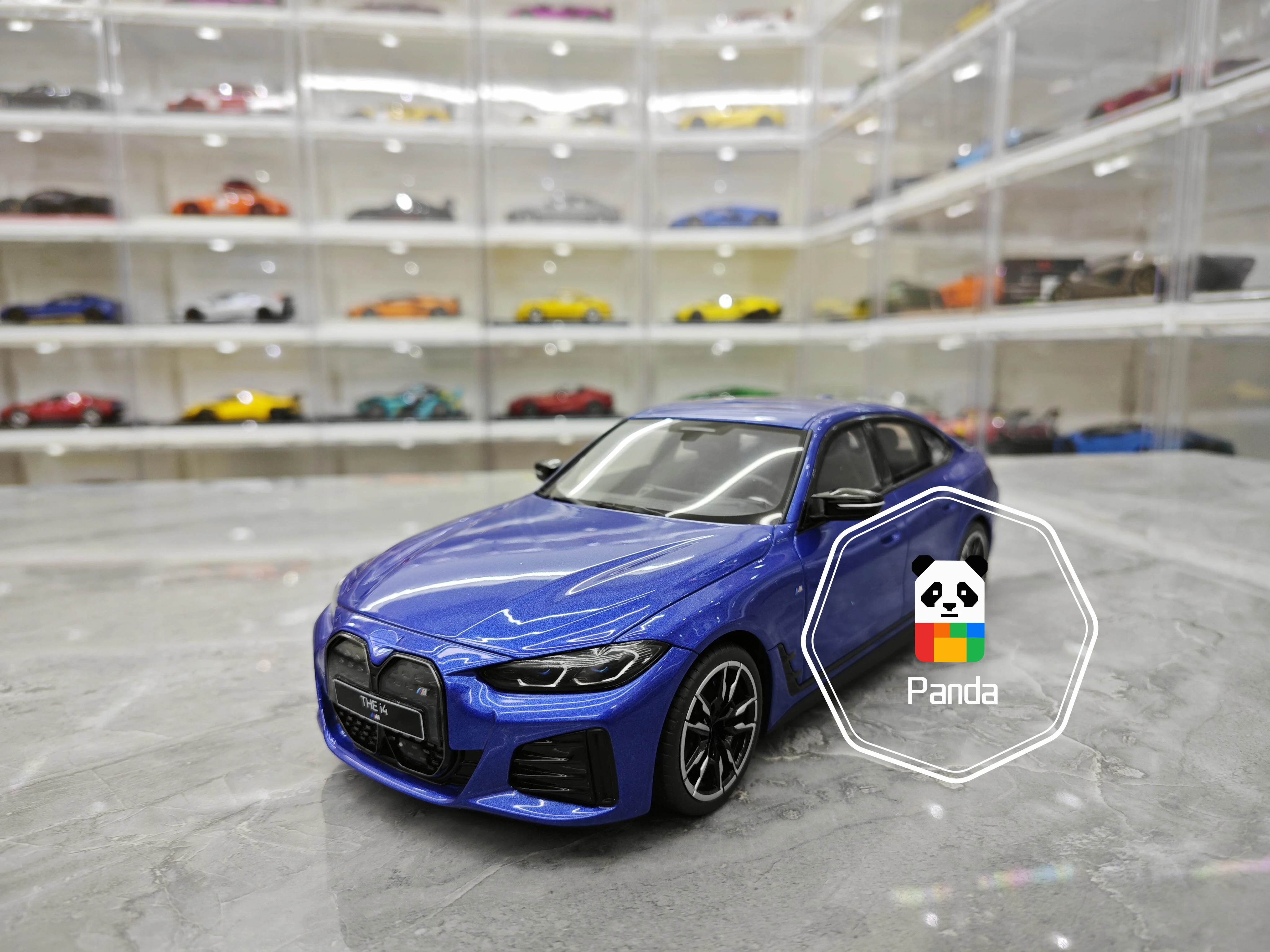 OTTO 1/18 i4 M50 Limited Edition Simulation Resin Car Model Gift Collectible Ornament Classic Static Viewing
