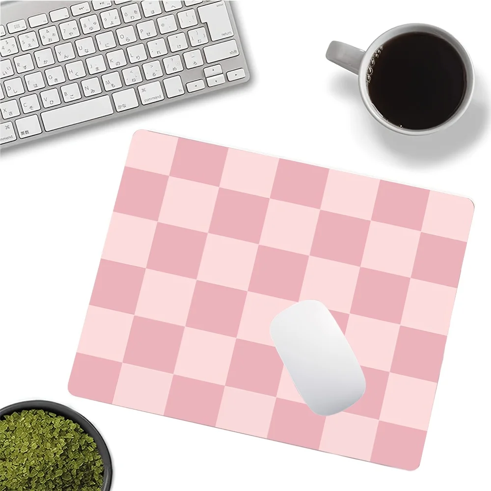 

Chic Pink Checkered Mouse Pad Non-Slip Rubber Office Home Computer Laptop Desks Laptop Accessories Carpets Mousepad Desktop Mats