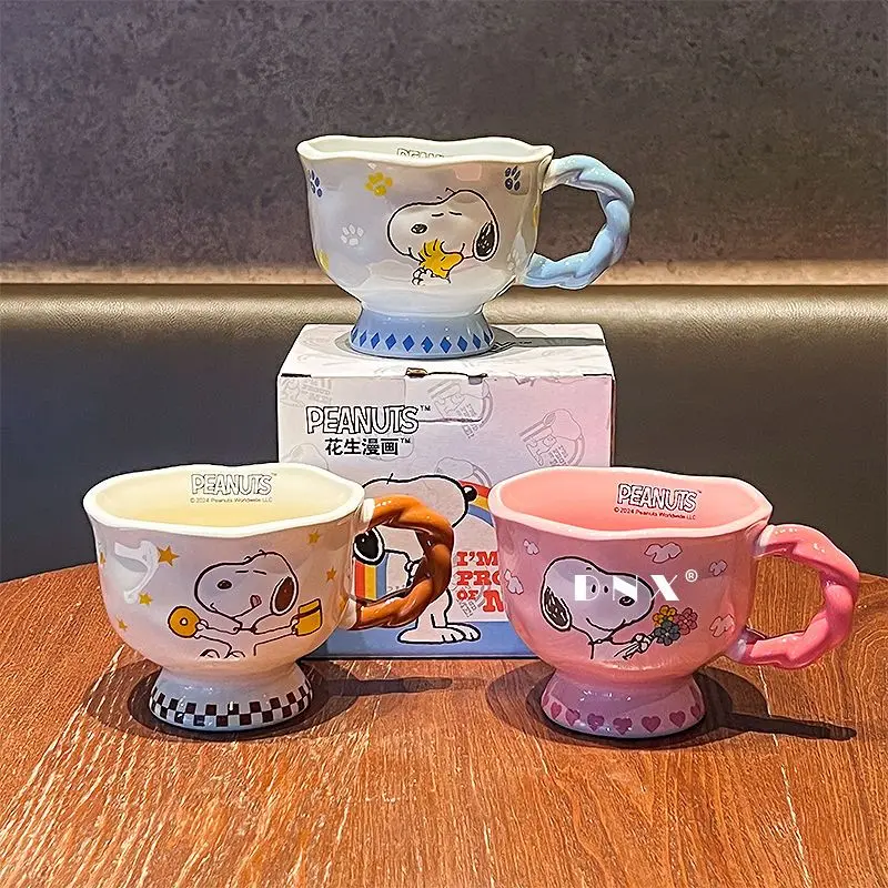 Taza de Snoopy de Disney, nueva taza de café con leche de cerámica de aspecto alto para chica creativa y bonita, regalo de moda para amigos, regalo de vacaciones