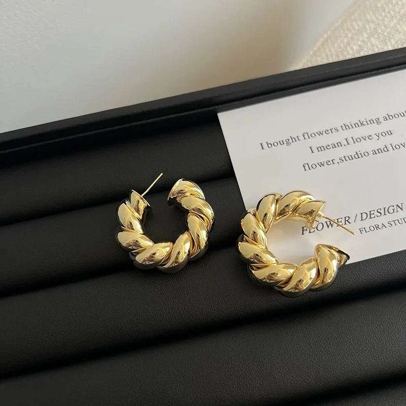 Ретро нерегулярные круглые металлические серьги-кольца для женщин золотого цвета преувеличенные панк винтажные серьги-кольца модные украшения e1201