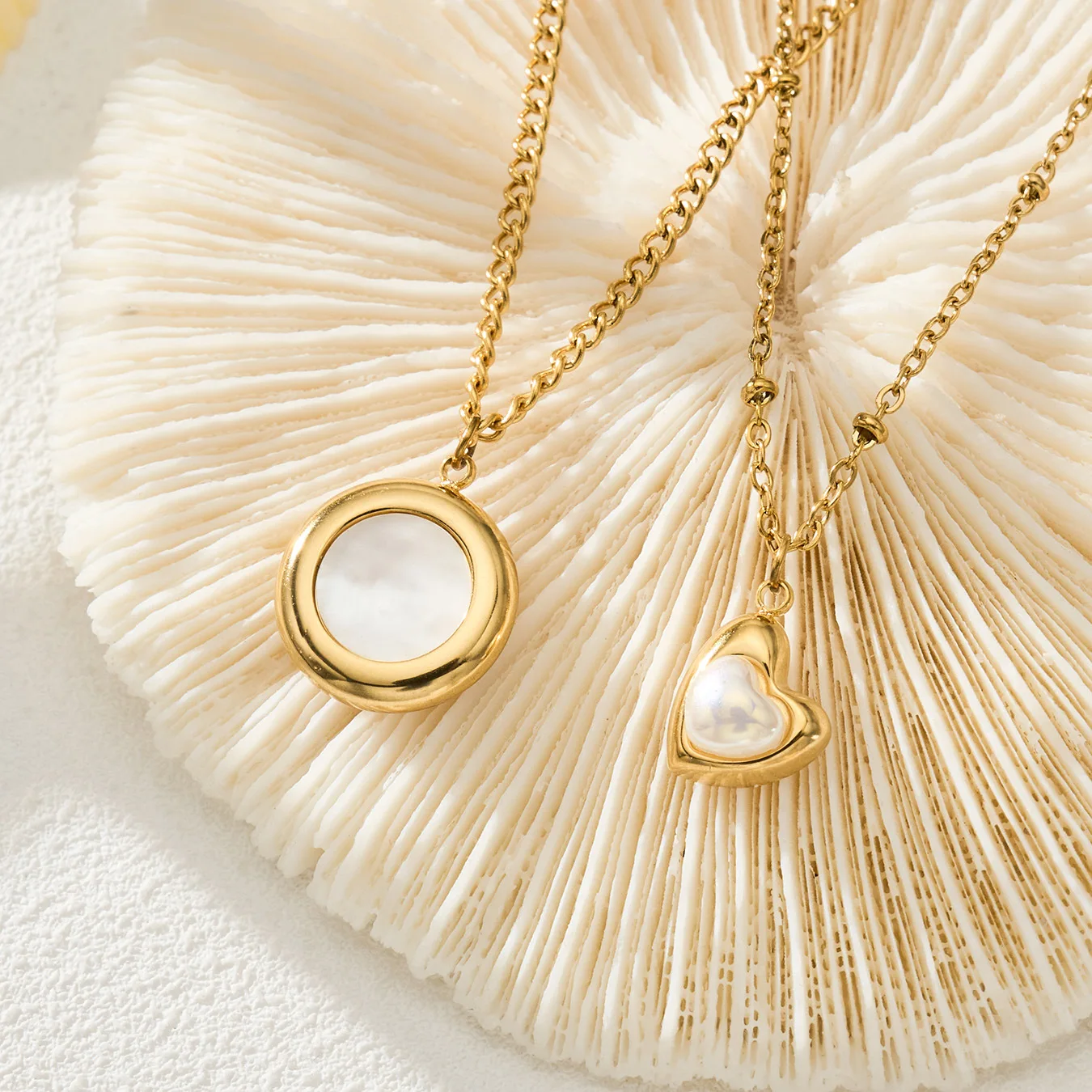 Weißer Perlmuttring, Imitationsperlen-Herzanhänger, 316L Edelstahl, plattiert, wasserdicht, Halskette, Schmuck für Damen