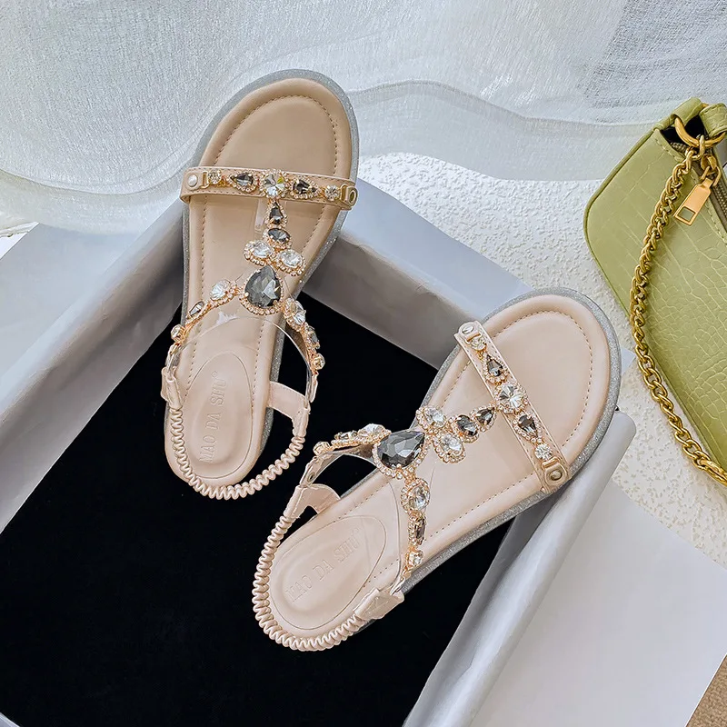 Summer New Fund Of Clip-Toed Beach Shoe Ethical Wind Water Drills Beaded Flat Bottom Shoe Snake Grain Bohemian Big yard Sandals