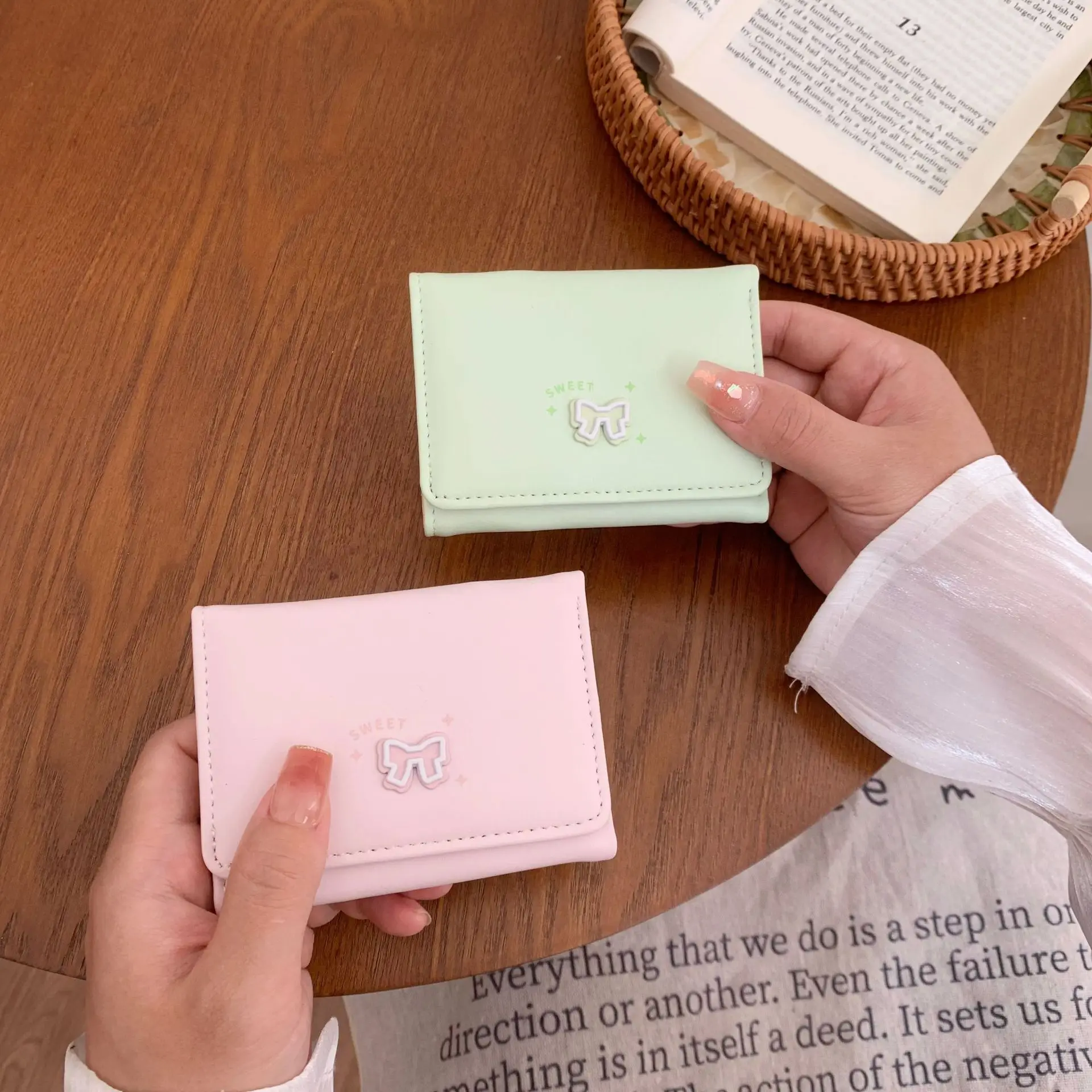 محفظة نسائية جديدة للنساء قصيرة بسيطة طالب متعددة بطاقة الدب حامل بطاقة سعة كبيرة حافظة للبطاقات محفظة نسائية للعملات المعدنية فتاة C287