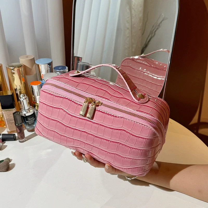 

New Crocodile Leather Cosmetic Bags Handle Portable Makeup Bag for Women Large Capacity Home Toiletry Wash Travel Storage Cases