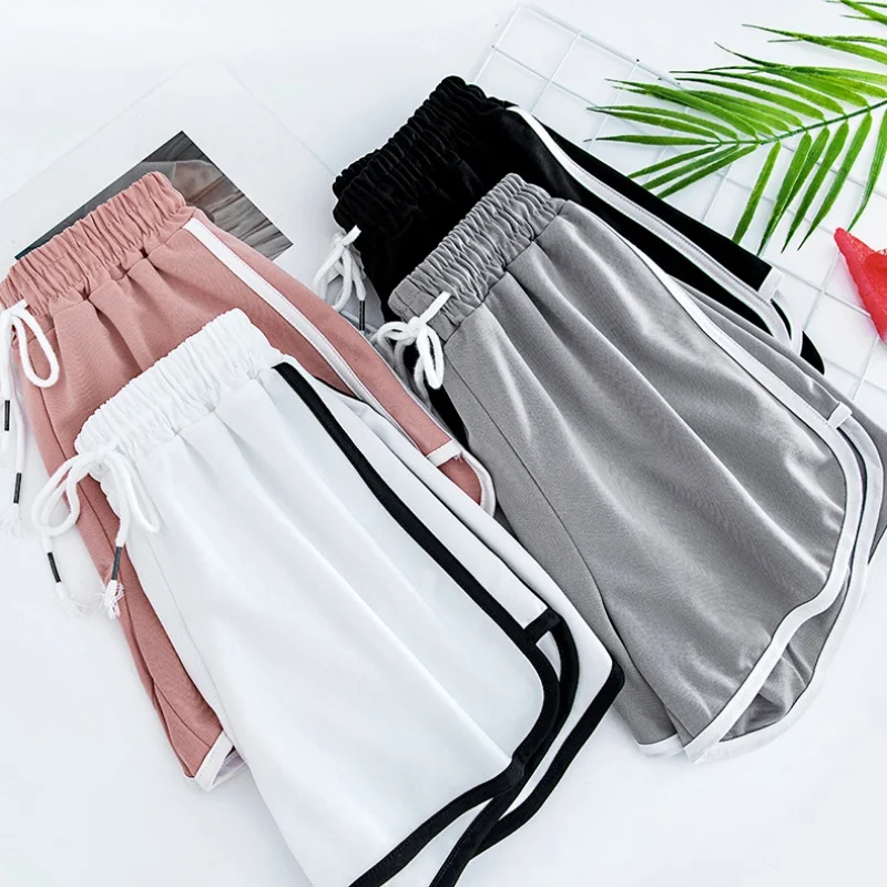 

Эластичные шорты для женщин, свободного кроя, быстросохнущие, летние тонкие шорты для бега, фитнеса, отдыха и защиты от внешнего ношения.