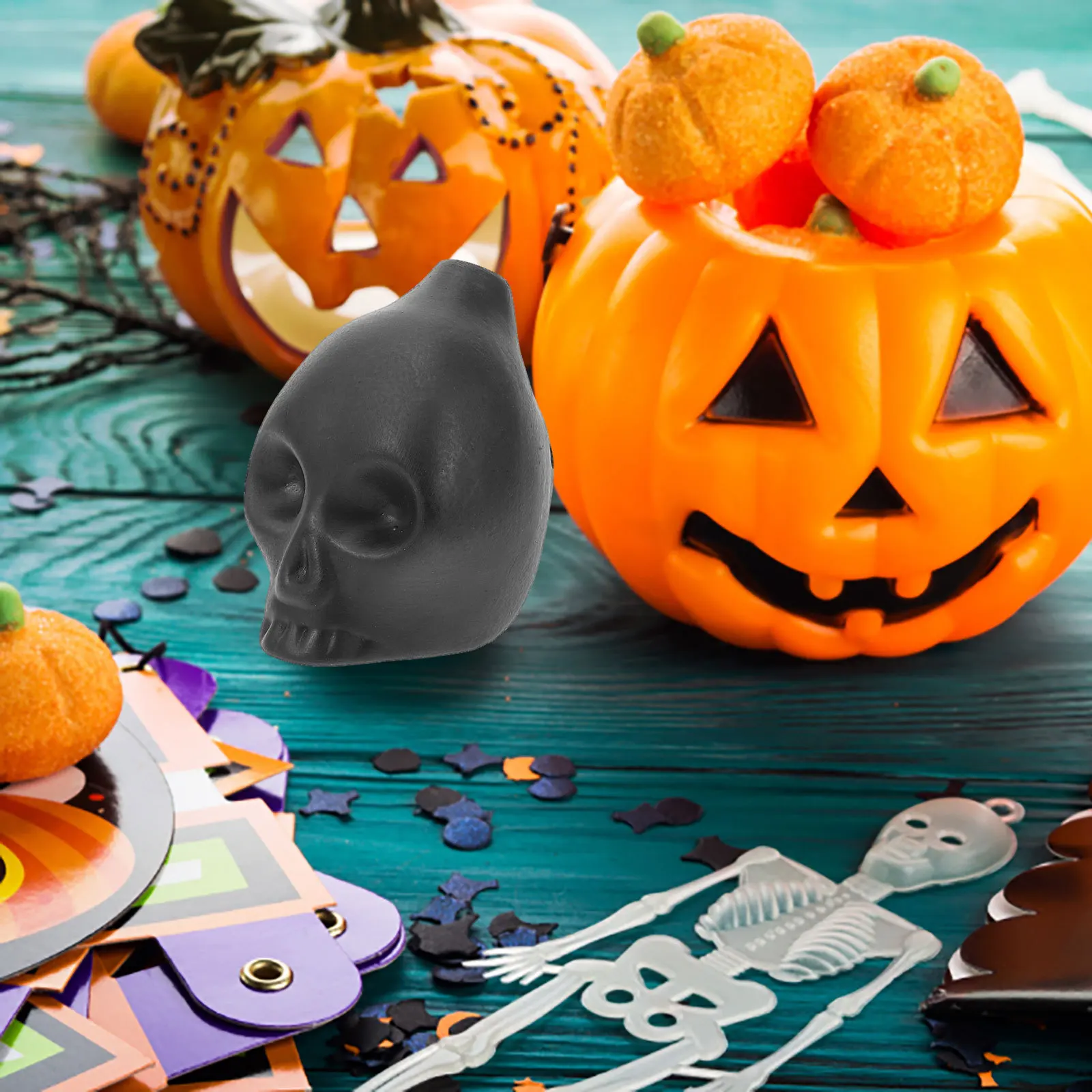 

Ceramic Skull Death Whistle Screaming Sound Halloween Decoration Prop Skull Shaped Whistle Party Supply Halloween Accessory