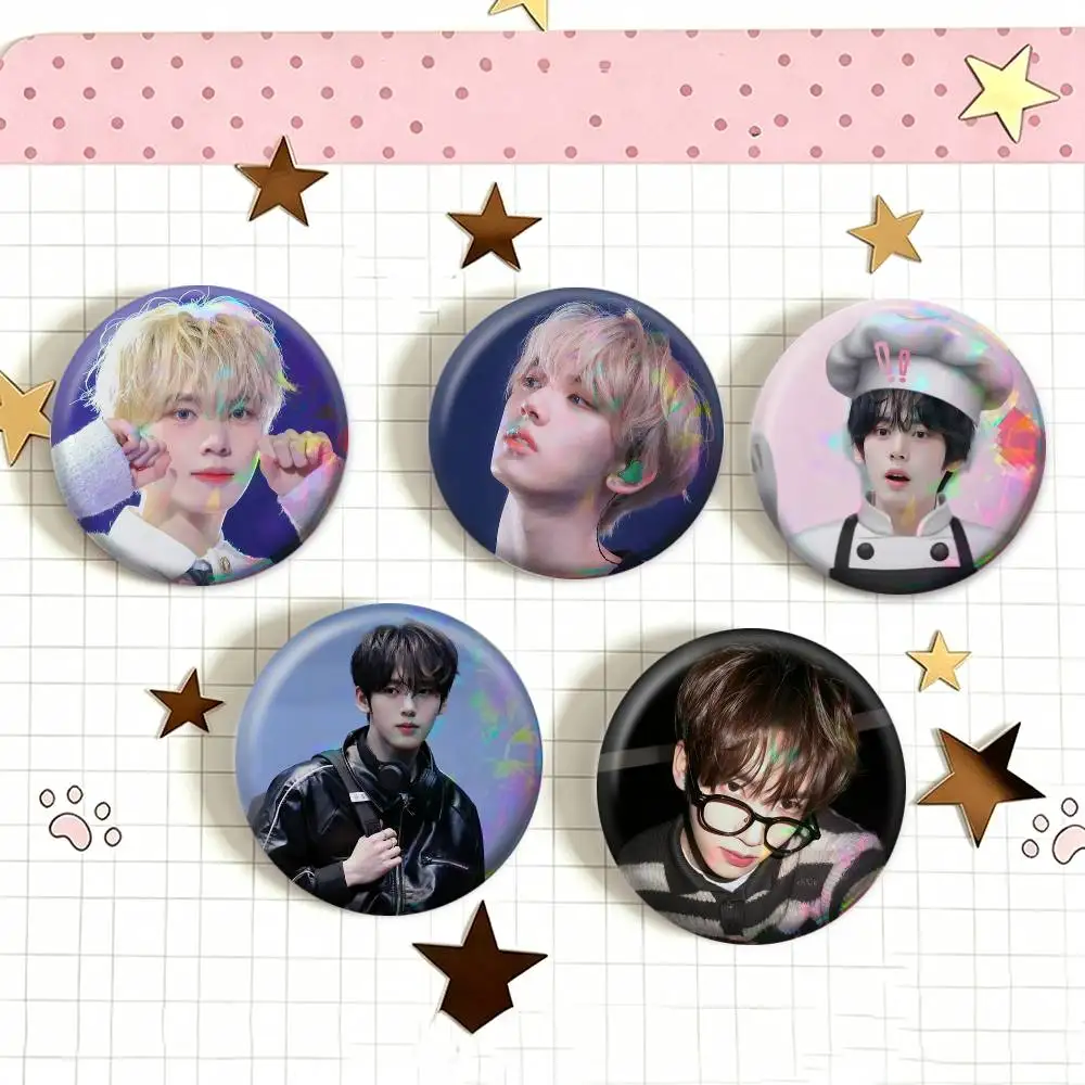 star Han YuJin-n Noah   Badge 25 32 44 58 75 mm Round Fans Collect Friends Gifts Brooch Souvenir