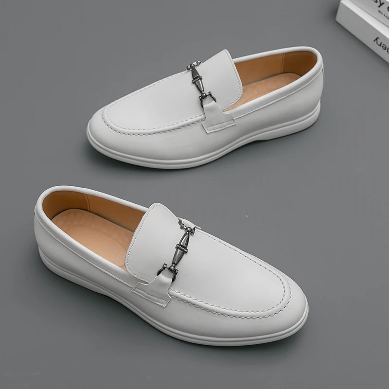 

Белые кожаные туфли для мужчин, высококачественная обувь для вечеринок и торжественных мероприятий, повседневные кожаные офисные лоферы, мужские повседневные деловые лоферы.