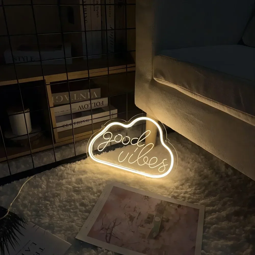 Gute Stimmung Leucht reklame Wolke schnitzen benutzer definierte persönliche LED-Lichter für Schlafzimmer Dekoration Dinge in den Raum Café Beleuchtung Wand dekore