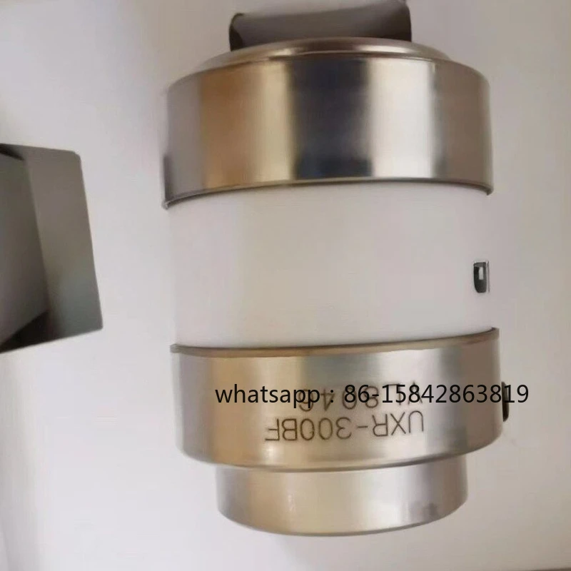 

Ксеноновый источник холодного света UXR-300BF UXR-300KS 300 Вт
