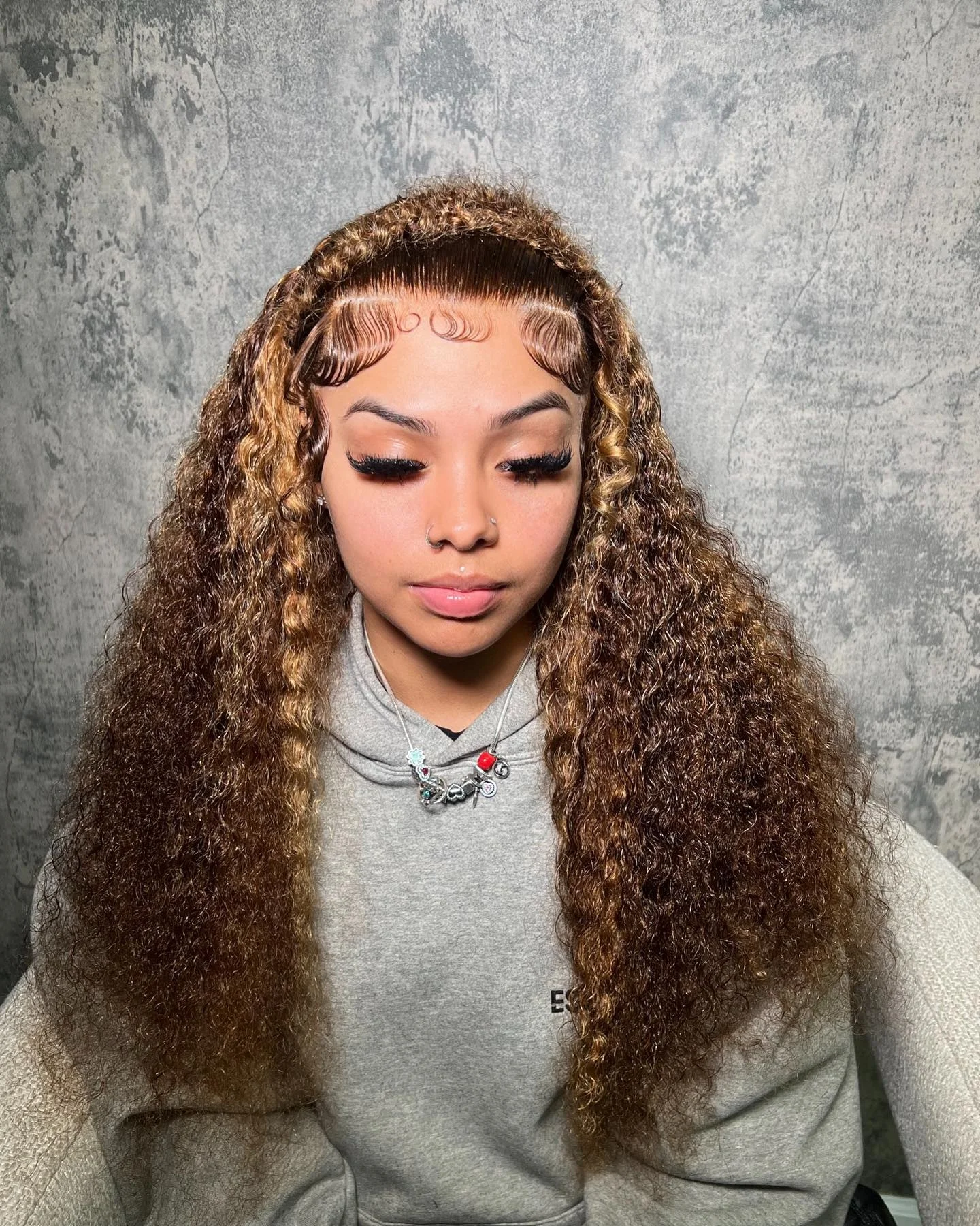 Pelucas frontales de encaje de onda profunda para mujeres, cabello humano, rubio miel, transparente, prearrancado, 13x4, 4/27