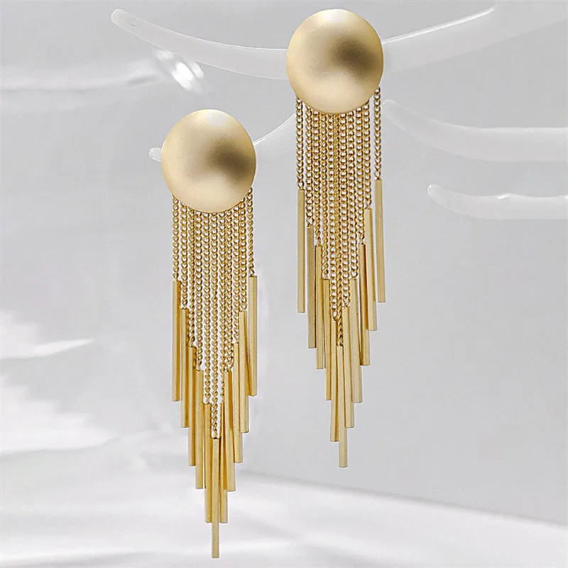 

Europe and the United States Trend New Metal Temperament Senior Sense Women's Earrings Luxury Fashion Atmospheric Jewelry