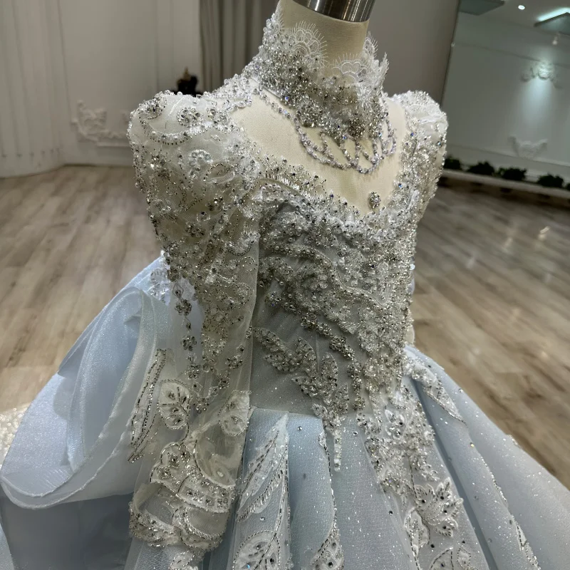 Vestido de novia de cola de diseño plisado de manga larga azul para niños