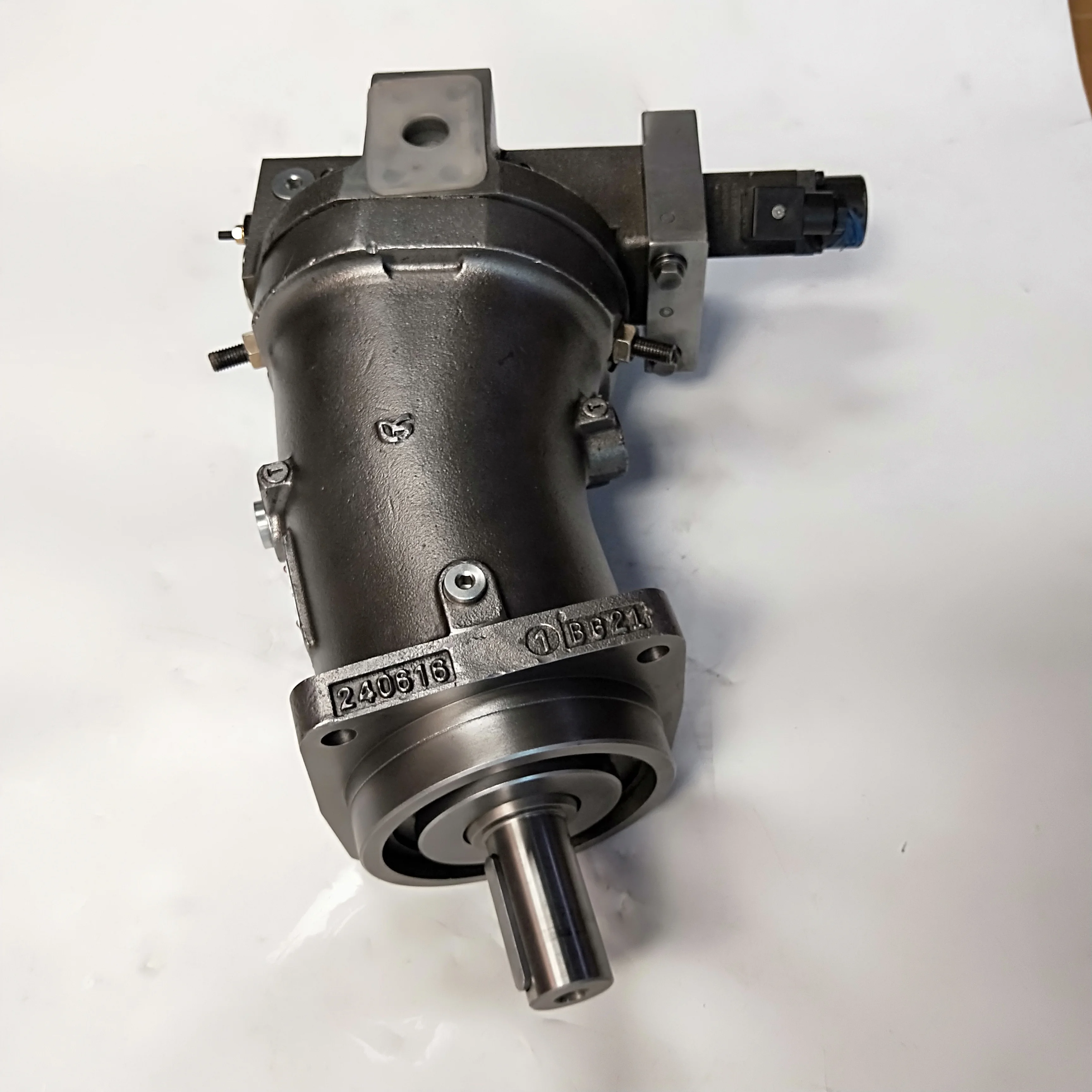 A7V 시리즈 유압 피스톤 펌프 A7VO80LRH1/61R-PZB01 압력 축형 가변 펌프 A7VO55LR3E/61L-DPB01 A7V55NC2.0LZF00