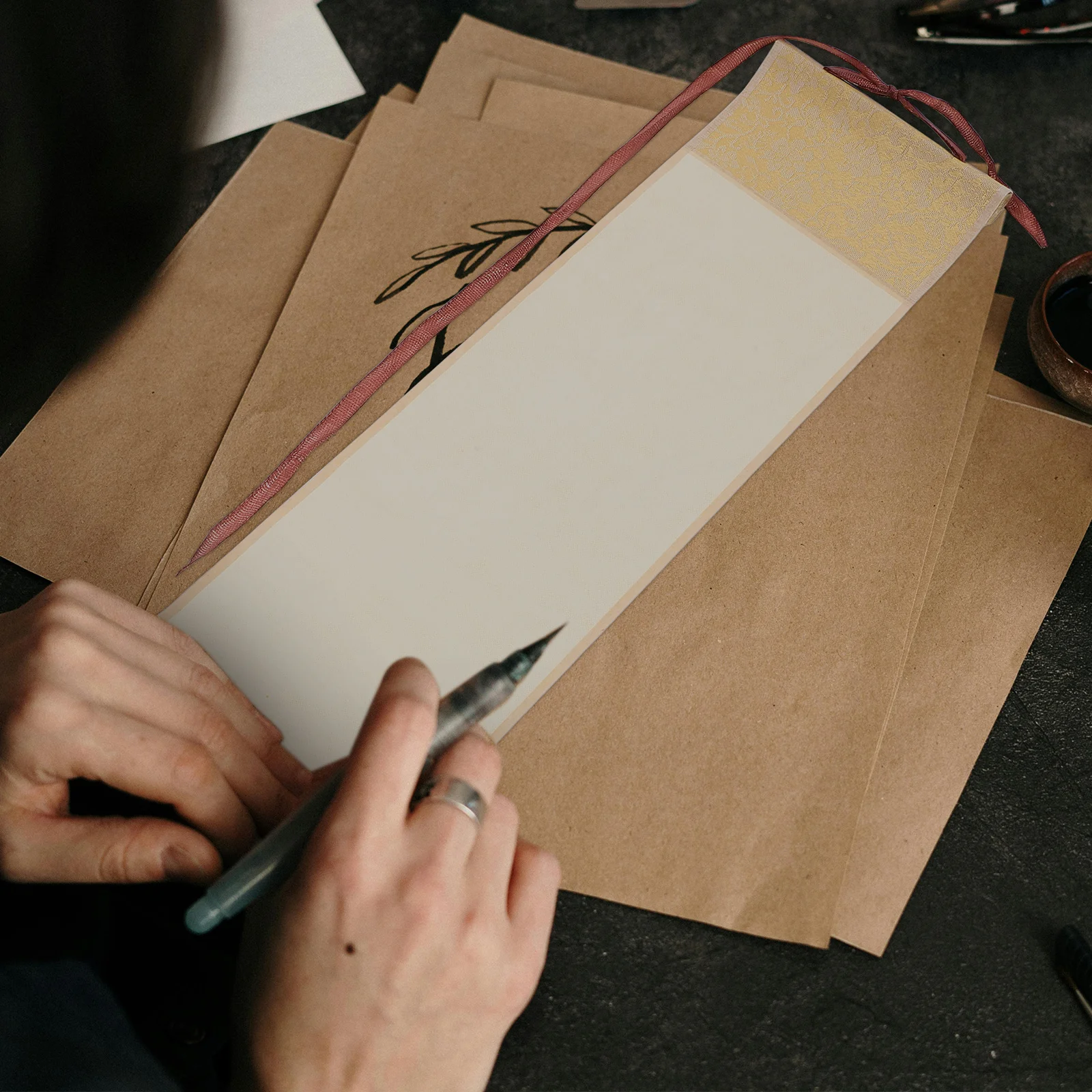 

Blank Hanging Scroll Small Size Vintage Chinese Painting Paper For Wall Decor Drawing Calligraphy Art Asian Decoration