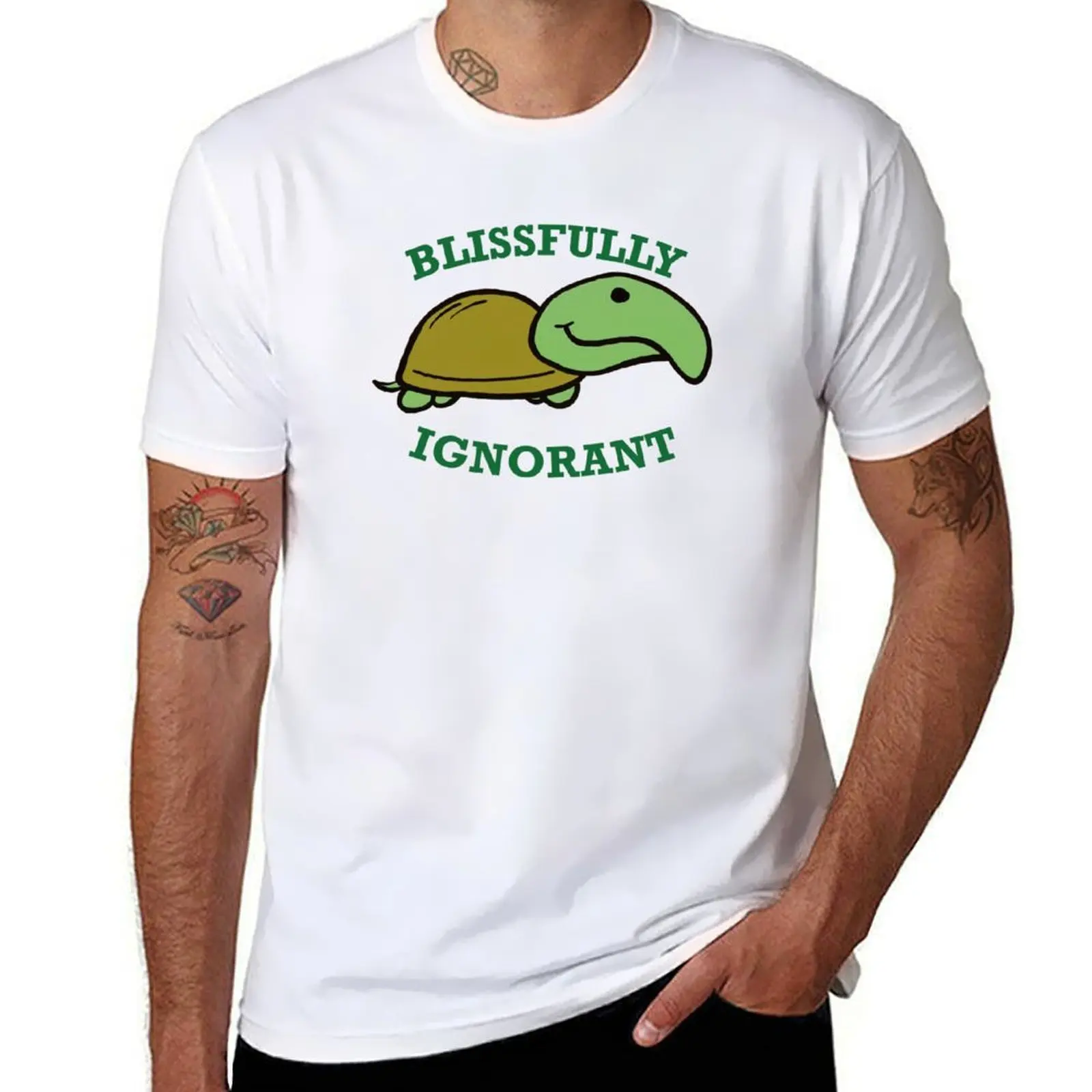 T-Shirt tortue Blissfully Ignorante pour homme, humoristique et graphique, imprimé personnalisé