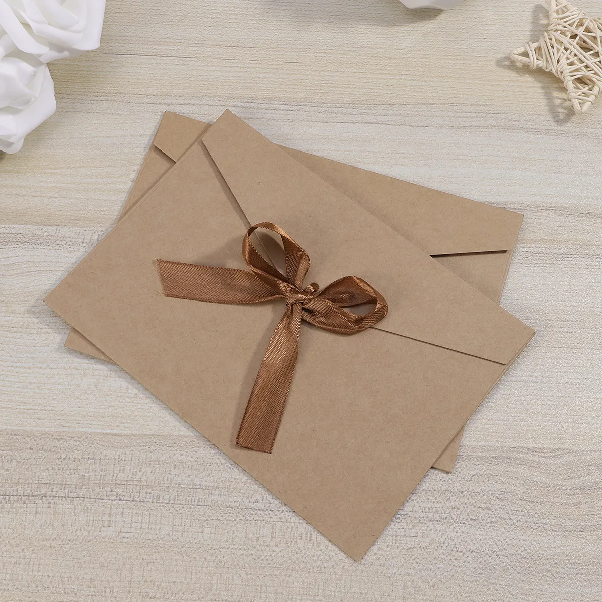 

10Pcs Solid Color Classic Flap Envelopes Natural Paper Vintage Style for Valentine's Day Graduation Baby Shower Business Event
