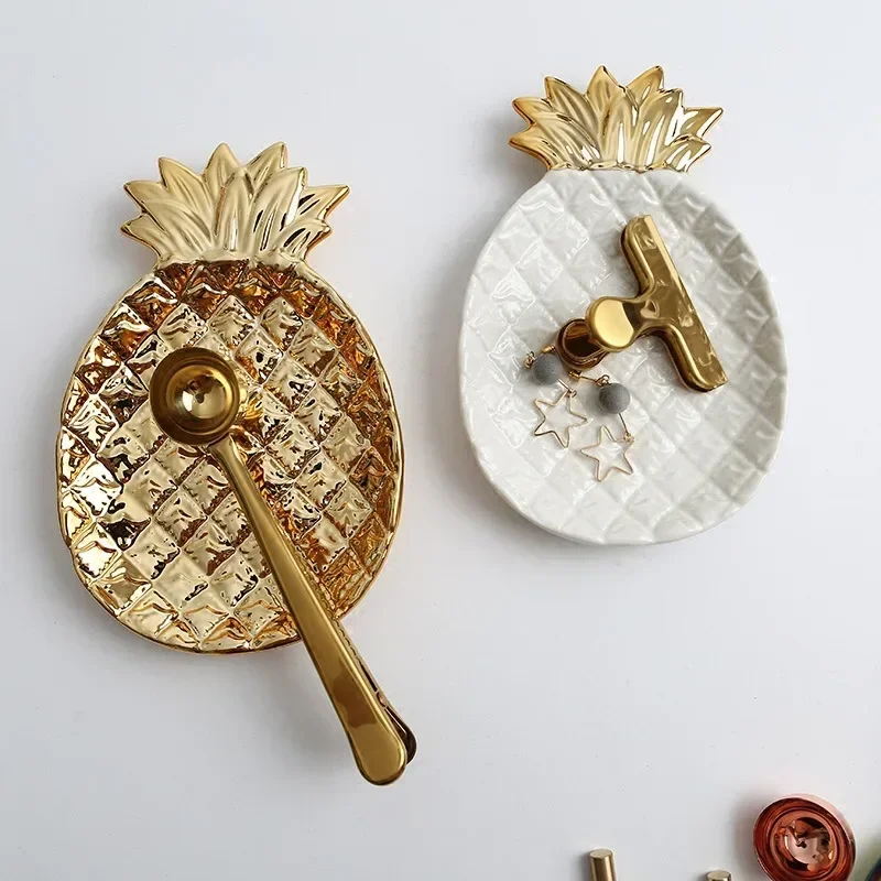 Creative Ceramic Plate Nordic Modern Pineapple Plate Gold Pineapple Tray Ornaments Storage Plate Desktop Decoration