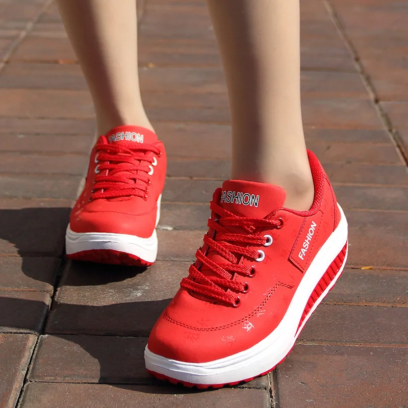 Women's Casual Vulcanized Platform Shoes - usage example