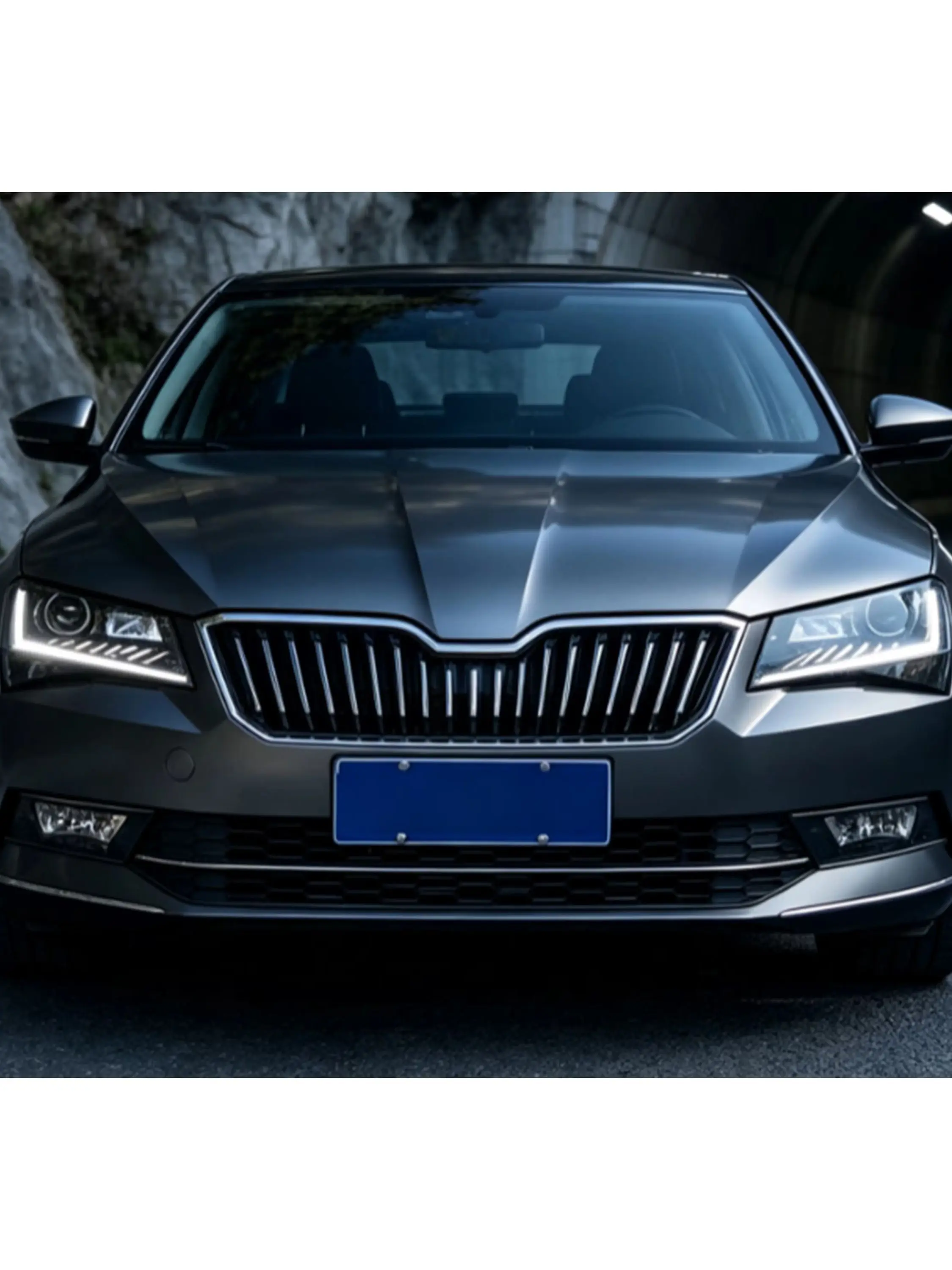 Voll-LED-Scheinwerfer für Skoda Superb 3 III MK3 2015-2019 Vor-Facelift Projektor DRL Paar Frontleuchten Montage [Nur für Halogen-Modell geeignet]