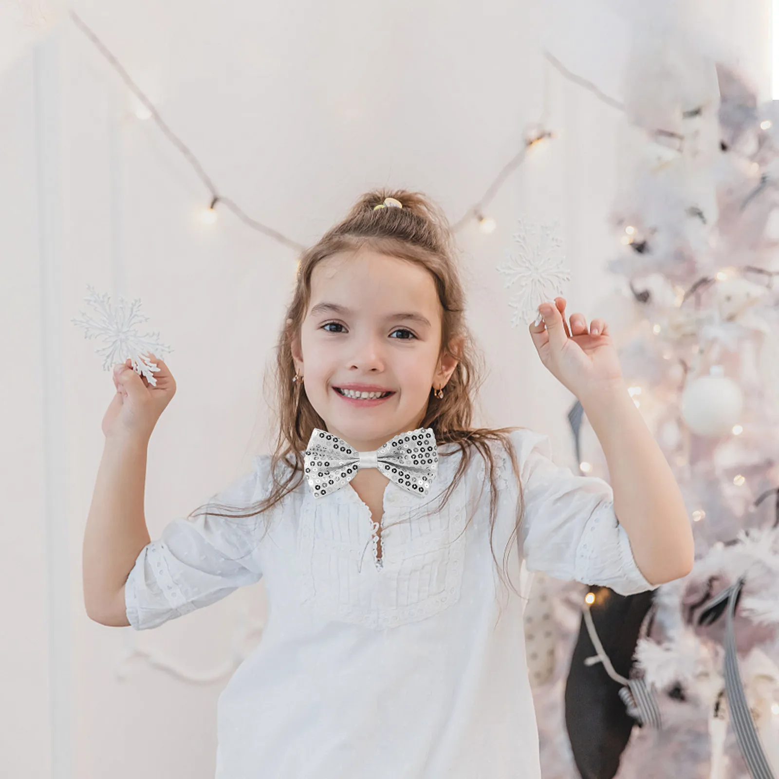 

5Pcs Sequin Bow Ties for Kids Sparkly Adjustable Pre-Tied Bowtie Children's Performance Accessory Suitable for Graduation Party