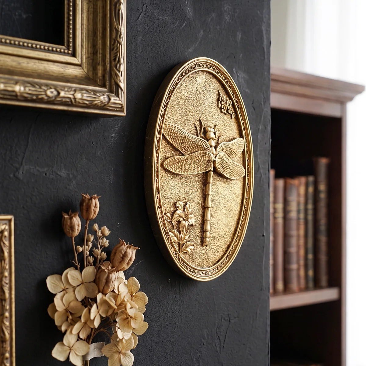 1PC, French‑Style Antique Oval Relief Wall Decoration Featuring A Flying Dragon And Floral Design, Oval Pendant