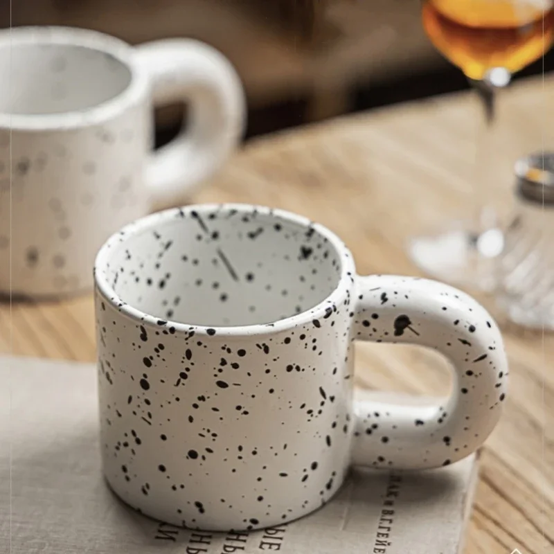 

275ml Creative Ceramic Cup Home Breakfast Milk Oat Cups Splash Ink Wave Dot Mug Irregular Spotted Desig Thick Handle Coffee Mug