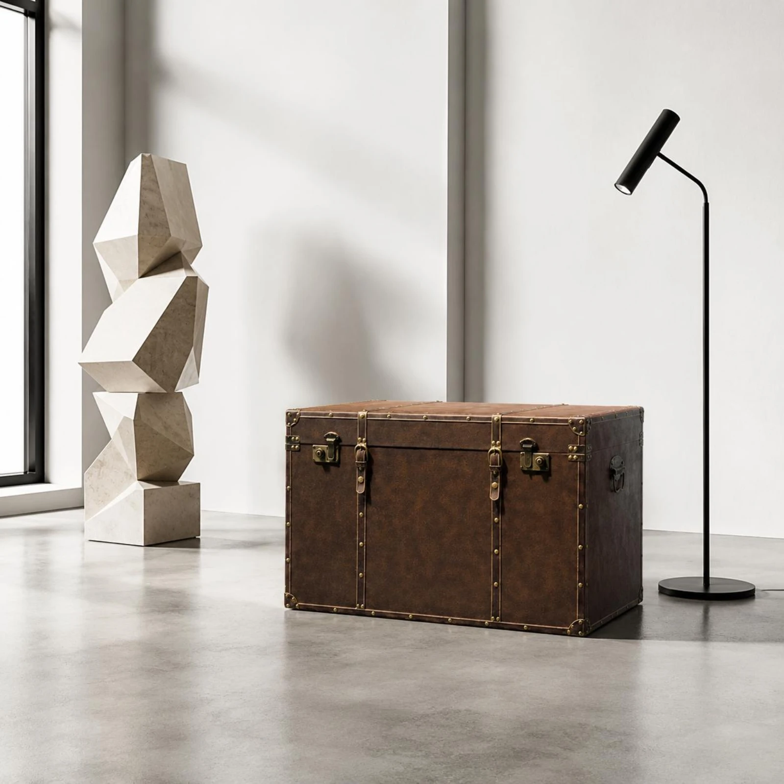 Vintage Suitcase Trunk Lockable Clasp Vintage Storage Trunk Leather-Like Finish Lined Interior