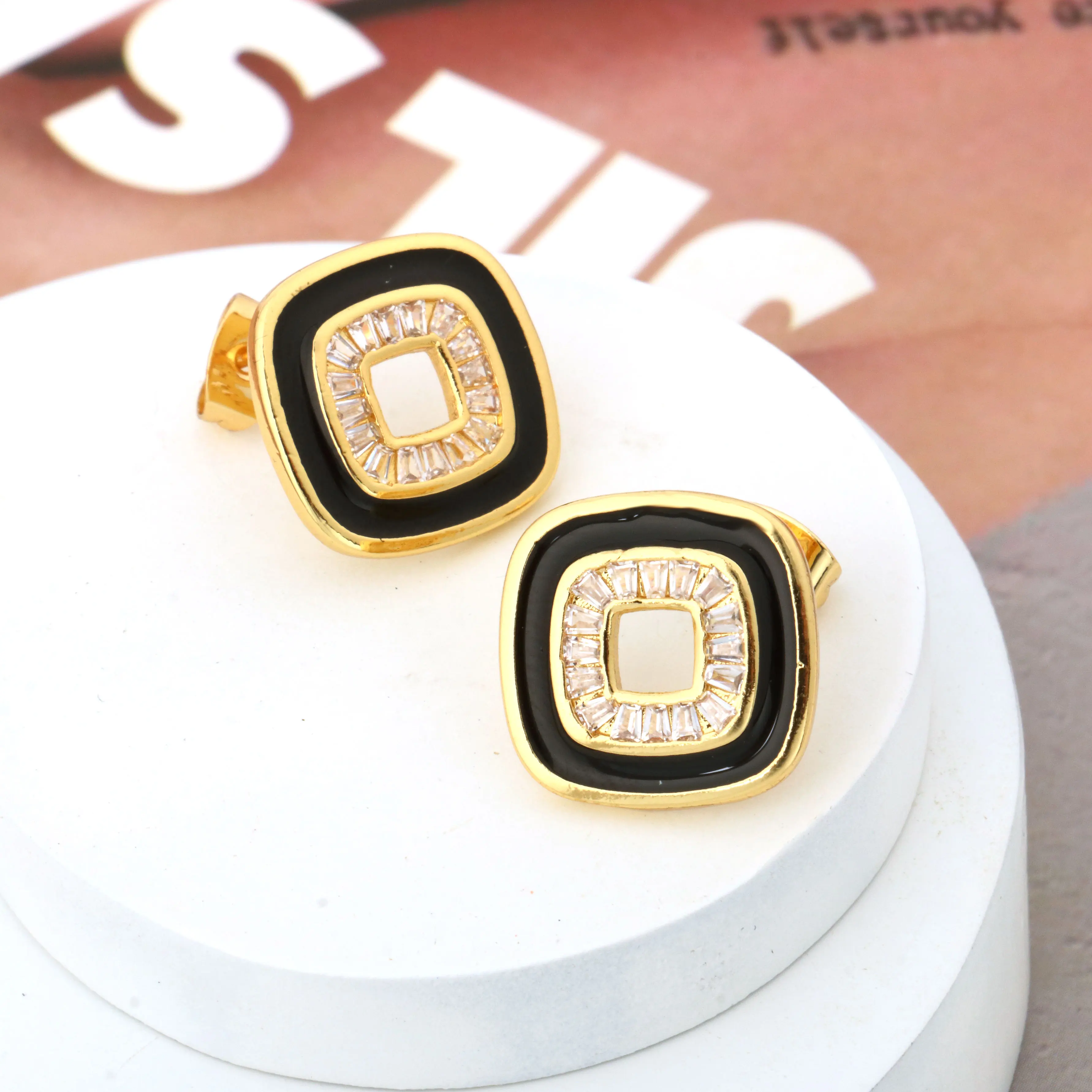 Nyh New Light Luxur… - image