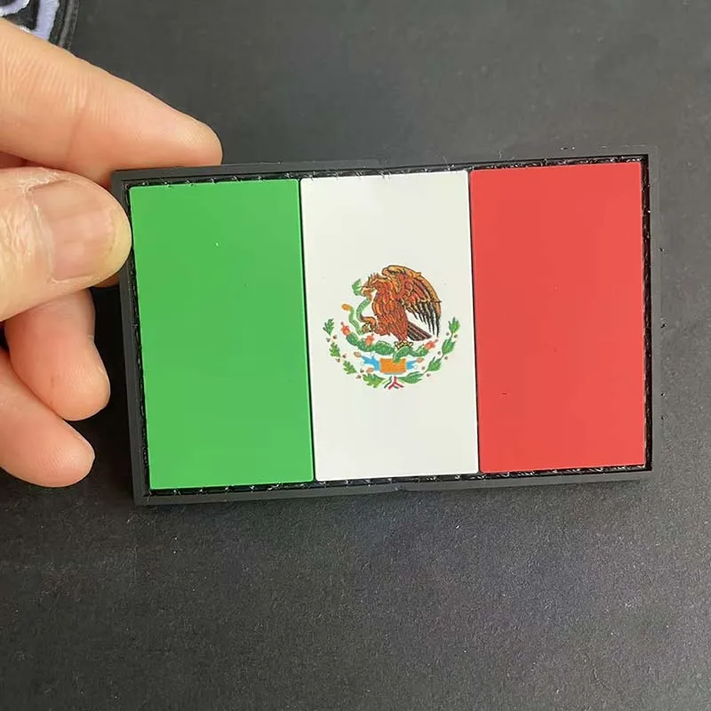 2 Stück Mexikanische Nationalflagge Adler Moral-Applikation Stickerei-Patches, PVC-Rucksack-Aufkleber, IR-reflektierende Abzeichen für Hut, Armband – Detail 3