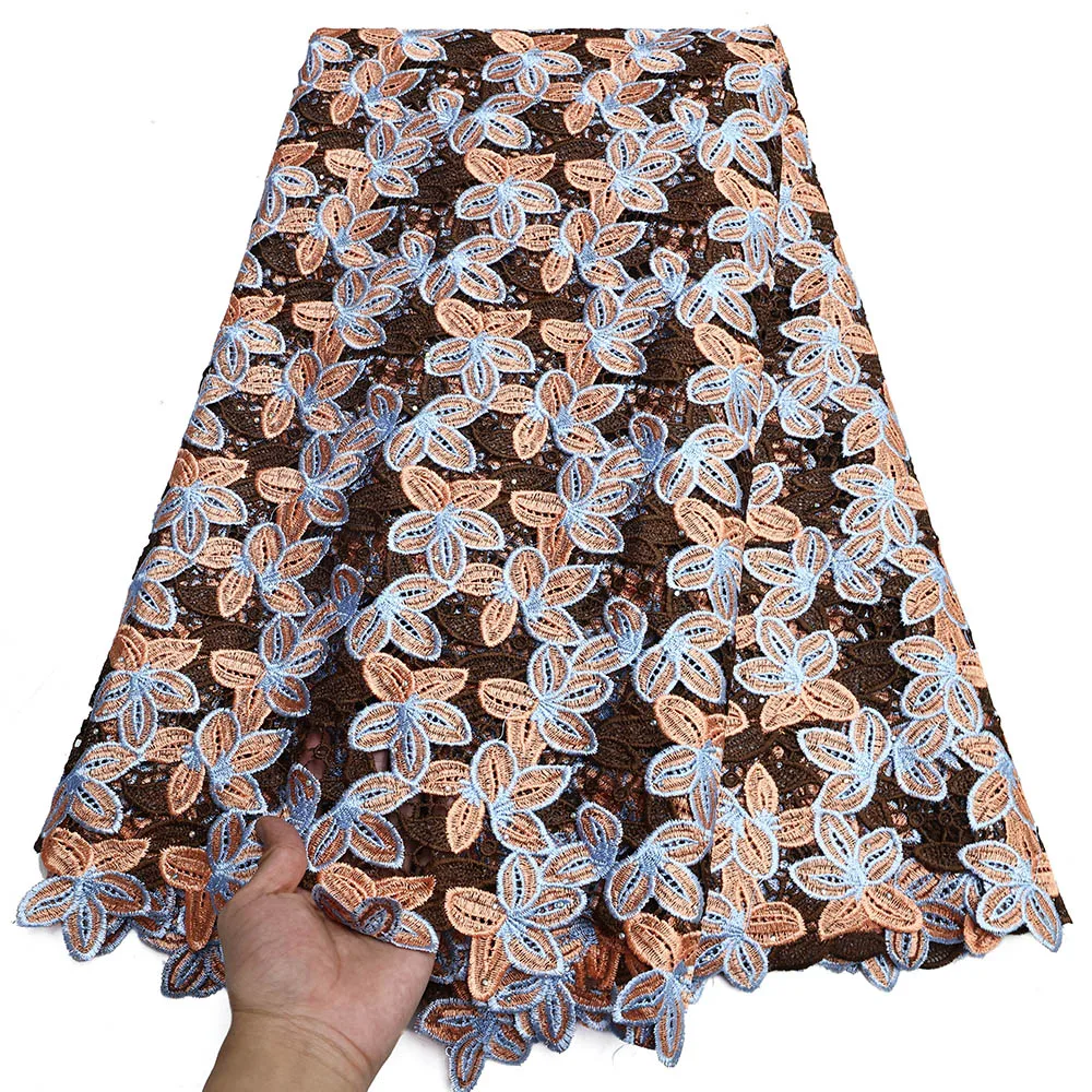 فاخر شبكة ملونة الحبل الدانتيل النسيج Hot البيع 5 ياردة الحليب الحرير الدانتيل الخياطة فستان الزفاف المواد أنيقة للذوبان في الماء الدانتيل