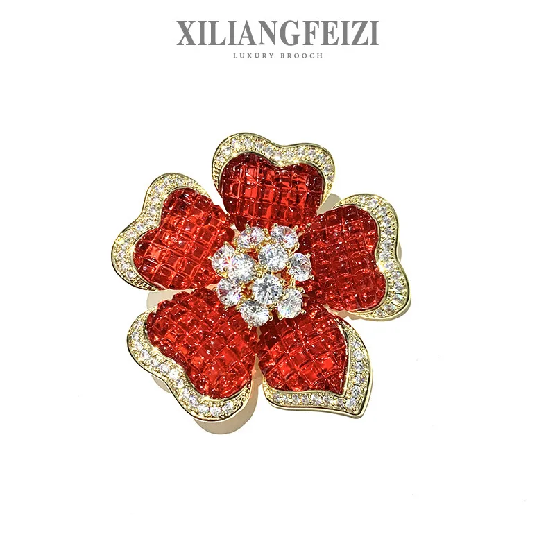 

Xiliang Concubine Spring New Product Copper Zircon Glass Crystal Flower Brooch Cardigan Anti Glare Safety Pin Buckle