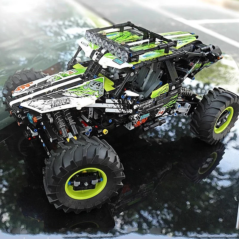 MOULD KING 18002 Technical RC Car Toys For Boys Building Blocks Remote Control Off-Road Car Terrain Climbing Buggy Truck Gifts