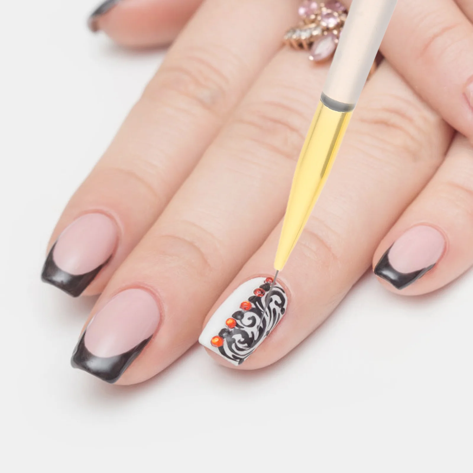 

6Pcs Women's Nail Art Set Multi-Functional Liner Brushes for Precise Nail Drawing Tools Fine Detail Painting Salon Quality