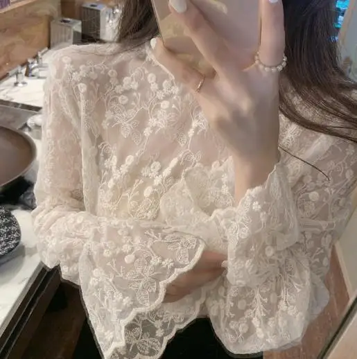 

Women's Long Sleeve Mesh Western Style Shirt Autumn Winter Lace Top Exquisite Small Design