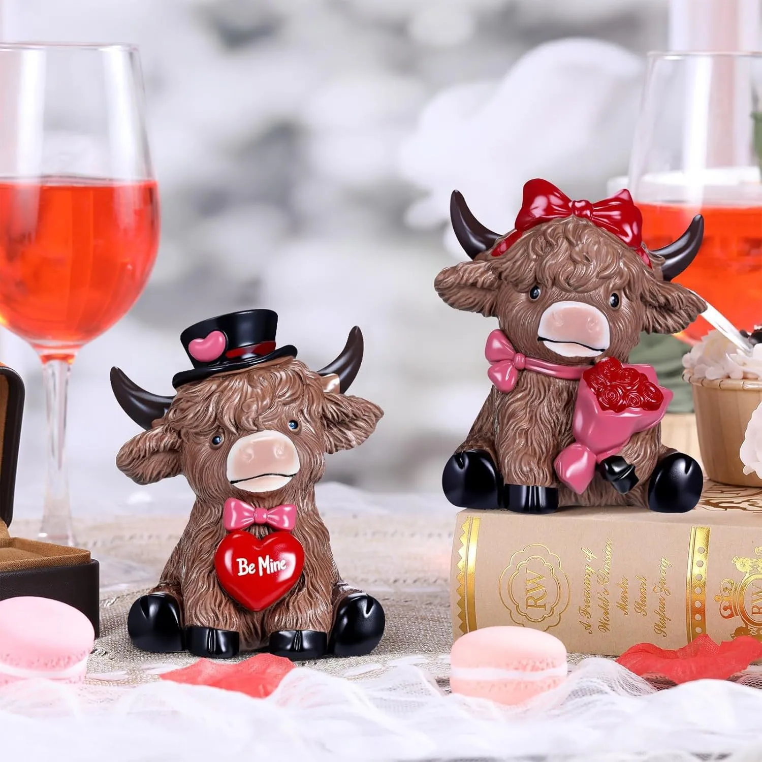 Valentine's Day Decorations,2pcs Highland Cow Decorations,Table Decor,Resin Garden Yak Ornaments Outdoor for Wedding Anniversary