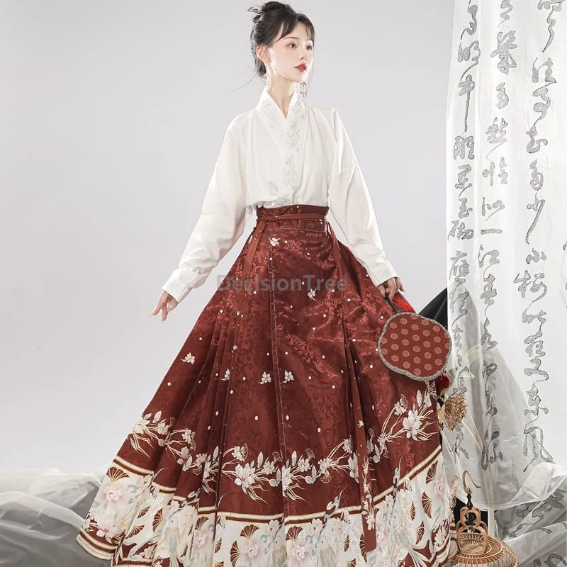

2025 gentle classical temperament chinese ming style hanfu suit daily slim fitting fashionable set embroideried horse face skirt