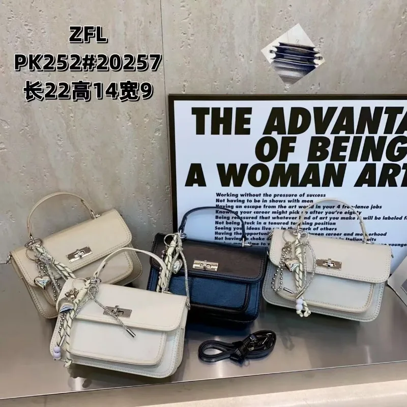 

Elegant Messenger Bag For Women Leather Crossbody Popular Classic By Famous Designer Luxury Brand Fashionable And Light