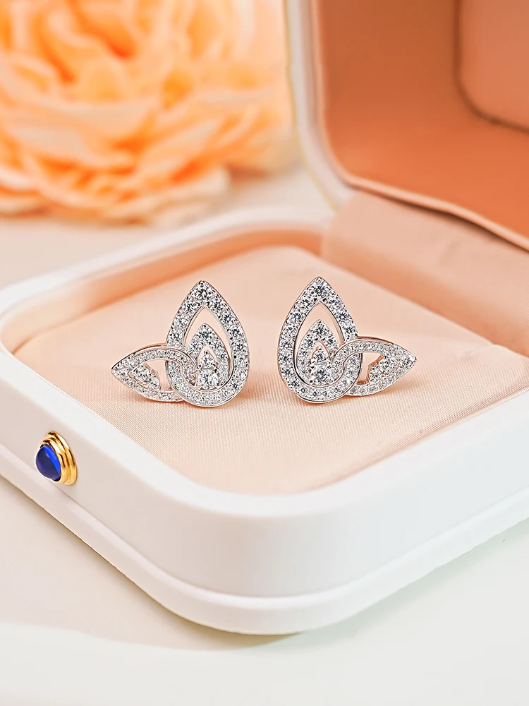 

Модные ювелирные изделия S925 Стерлинговое Серебро, новый продукт, модный стиль знаменитостей, ежедневный дизайн, роскошные маленькие и универсальные серьги-гвоздики для женщин