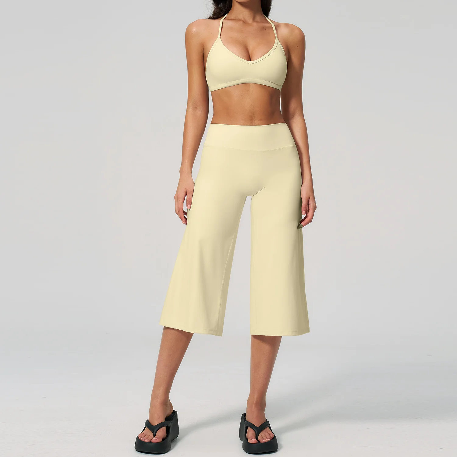 Capri Pants Suit Women Tracksuit 2 Pieces Yoga Set Backless Halter Bra Gym Suits Fitness Sportswear Workout Sets Athletic Wear